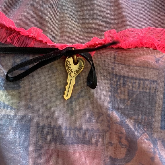 Vintage Robert Cavalli Passport to the World Cami - Picture 3 of 9